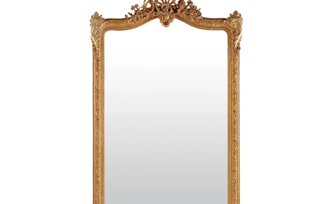 Grand miroir sculpté